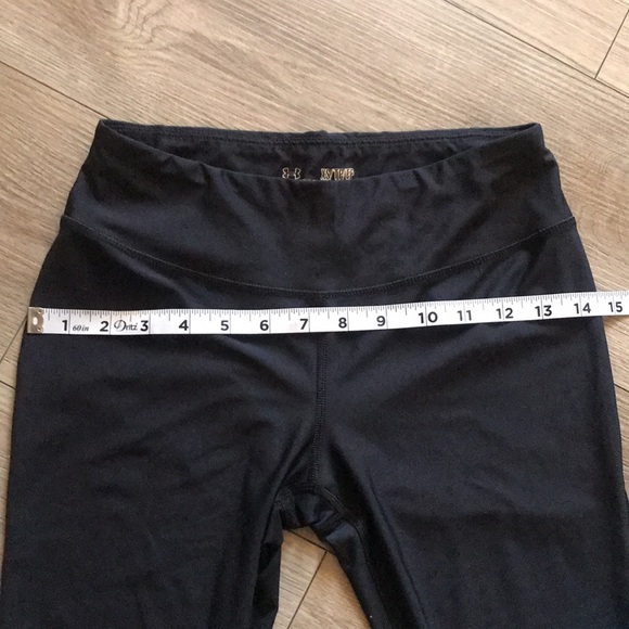 Under Armour Fitted Capris szXS - Picture 7 of 8